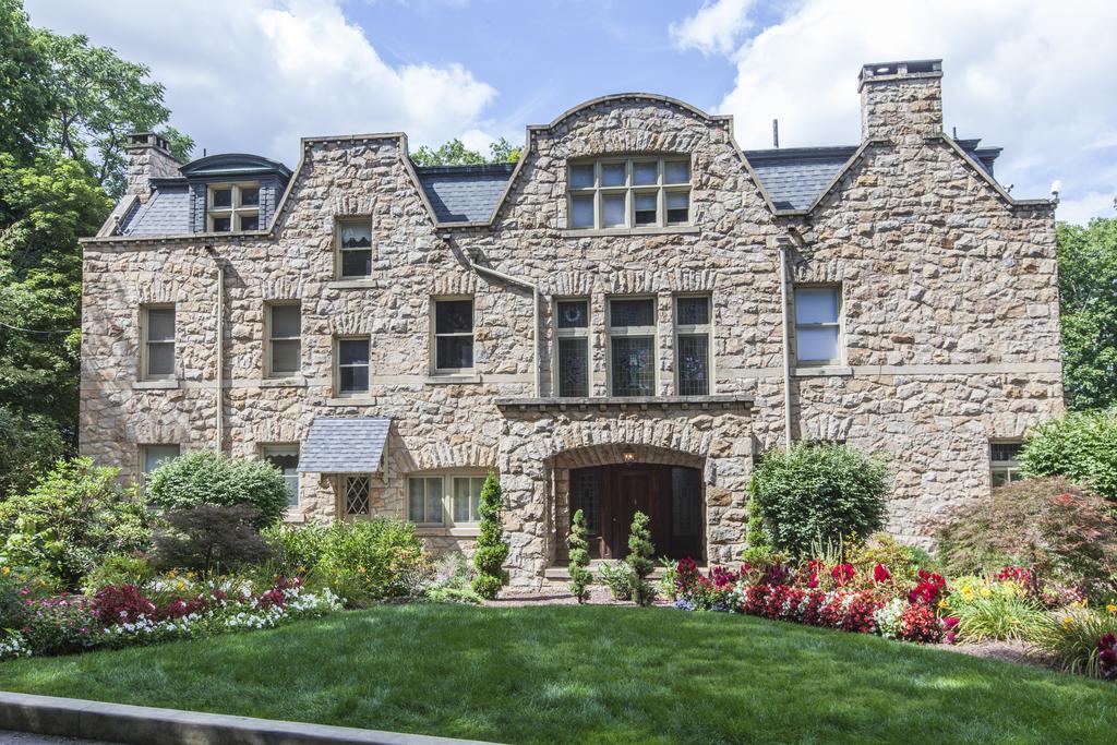 The Mansion At Maple Heights Bed and Breakfast Pittsburgh Eksteriør billede